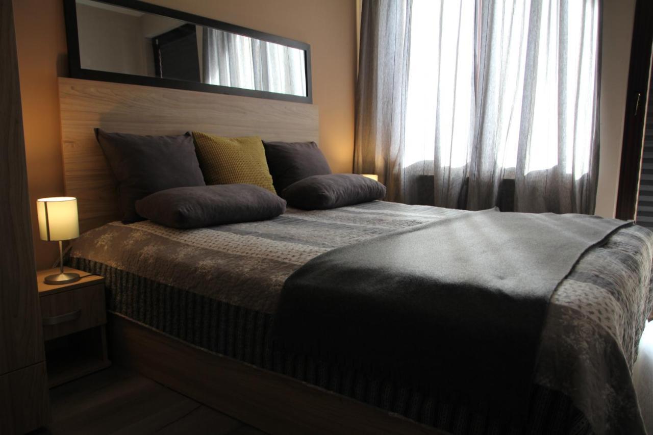 Apartemen 46 *